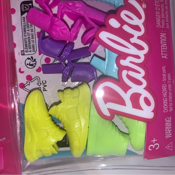 Mattel Barbie Fashion Clothes Or Accessories Ken Or Barbie Brand New You Choose - Picture 8 of 13